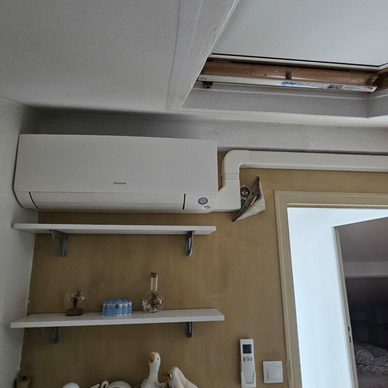 Installation d'une pompe à chaleur Daikin - Installation Monosplit à Arbonne-la-Forêt - Climatisation gainable à Pézarches