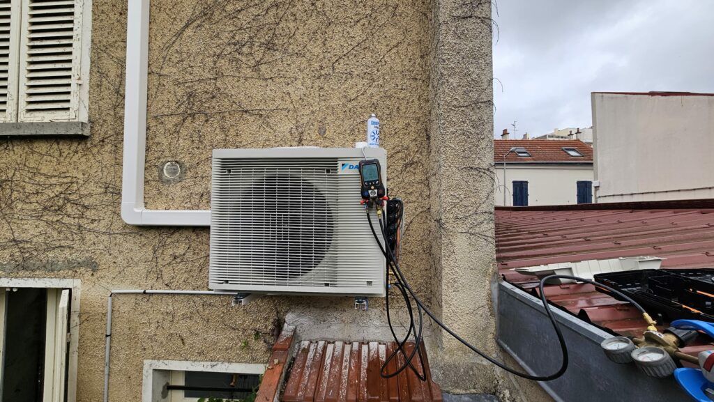 Installation d'une pompe à chaleur Daikin - Installation de VMC - Installation multisplit à Aubepierre-Ozouer-le-Repos - Entretien de climatisation à Lieusaint